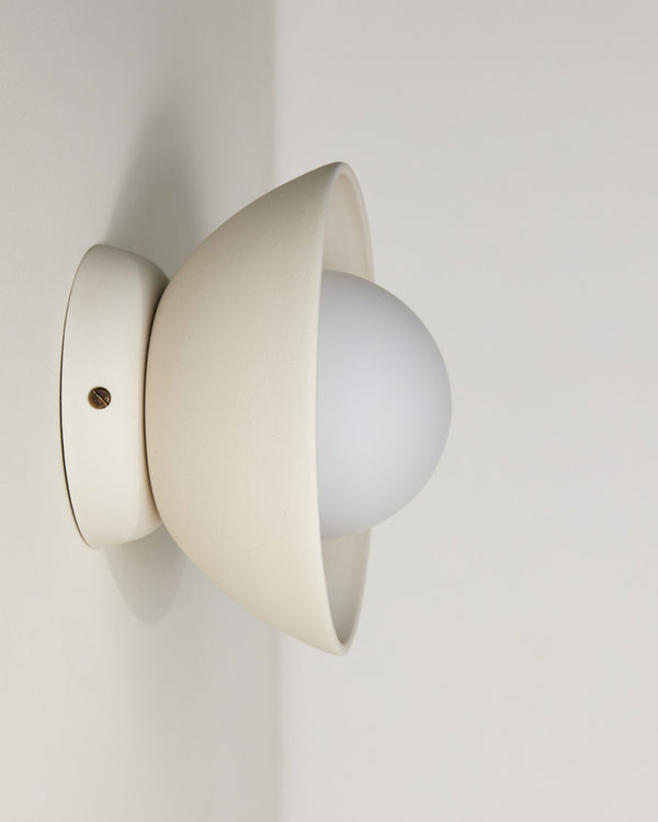 Small / Cream / Cream