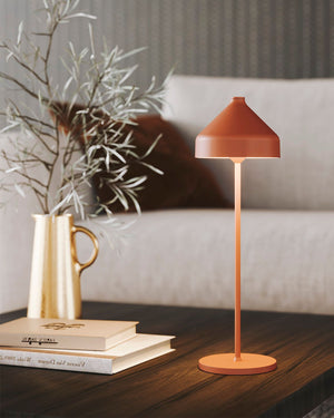Simple Rechargeable Table Lamp