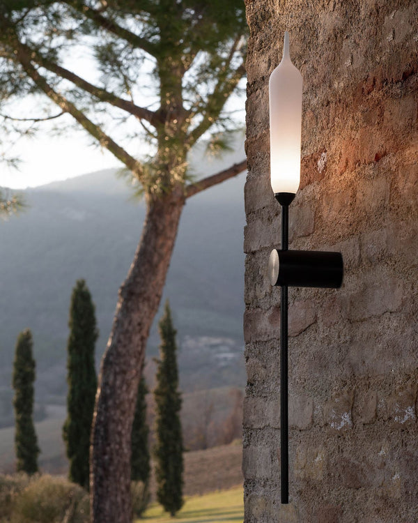 Art Series | Modern Reed Wall Light