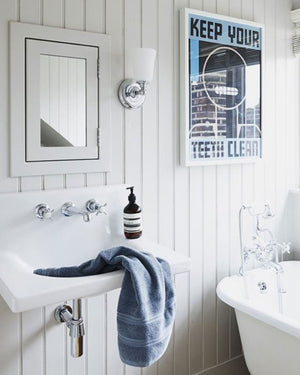 Colonial Glass Wall Light | Various Sizes