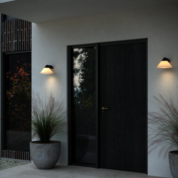 Elegant Conical Outdoor Wall Light