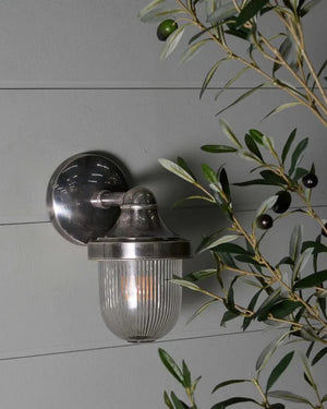 Outdoor Classic Brass Wall Light