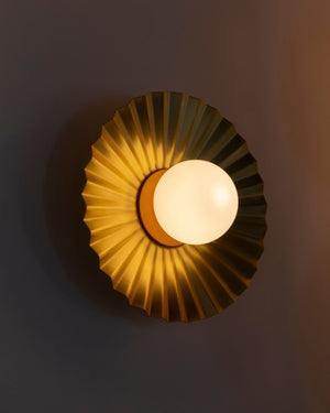 Pleated Brass Wall Sconce | Frillneck | Lighting Collective