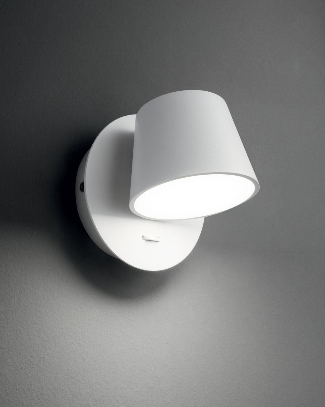 Modern Rota Modern Rotatable Aluminium Wall Light | Lighting Collective