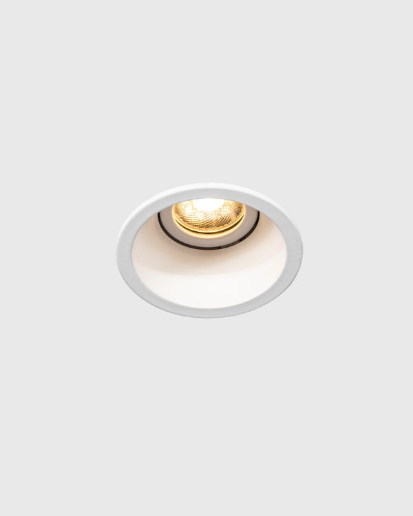 White / 15° / 2700k