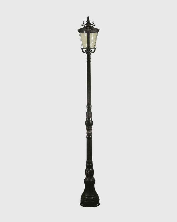 Traditional Lamp Post | Domain