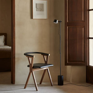 Minimalist Matte Black Round Floor Lamp